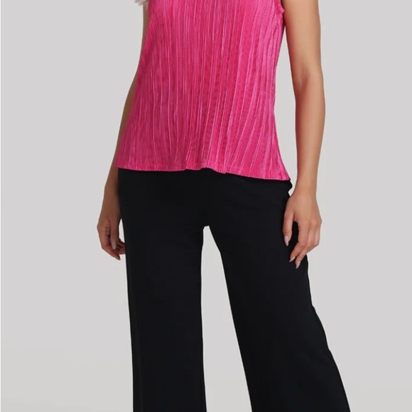 NWT Chic Raspberry Sorbet Sleeveless Blouse with Ruffle Trim- Size Large - Picture 4 of 8